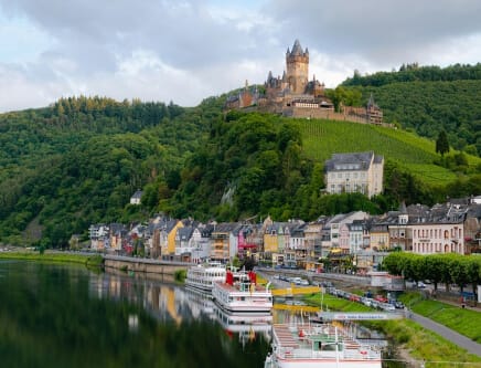 Image of a castle on the German Rhine