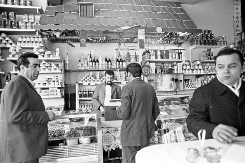 Image of a Turkish grocery in West Germany (1973)